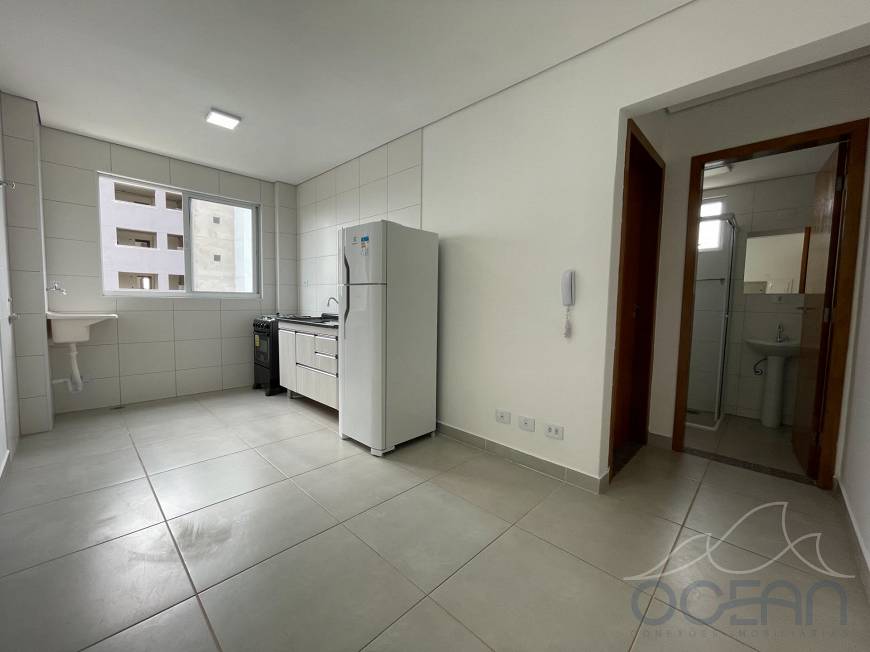 Foto 3 de Apartamento com 1 Quarto para alugar, 28m² em Zona 08, Maringá