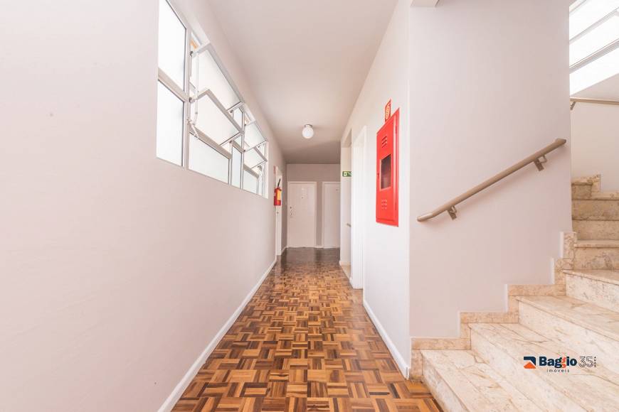 Foto 4 de Apartamento com 2 Quartos à venda, 54m² em Água Verde, Curitiba