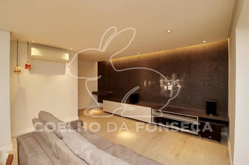 Foto 3 de Apartamento com 2 Quartos à venda, 210m² em Alto Da Boa Vista, São Paulo