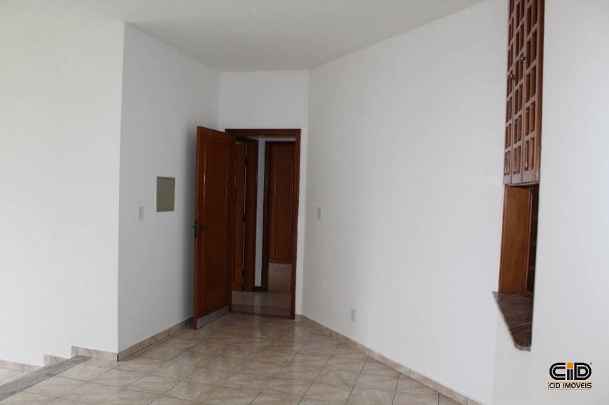 Foto 3 de Apartamento com 2 Quartos para alugar, 102m² em Duque de Caxias, Cuiabá