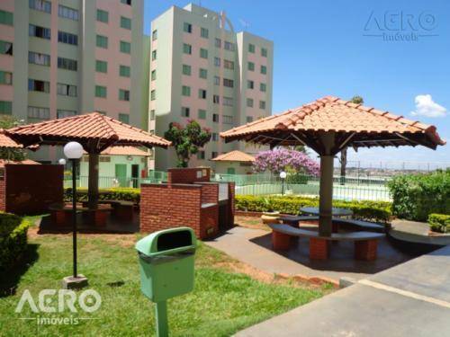 Foto 1 de Apartamento com 2 Quartos para venda ou aluguel, 49m² em Vila Cardia, Bauru