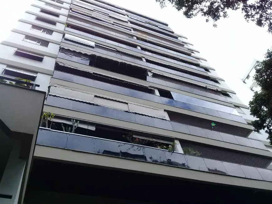 Foto 1 de Apartamento com 3 Quartos à venda, 138m² em Grajaú, Rio de Janeiro