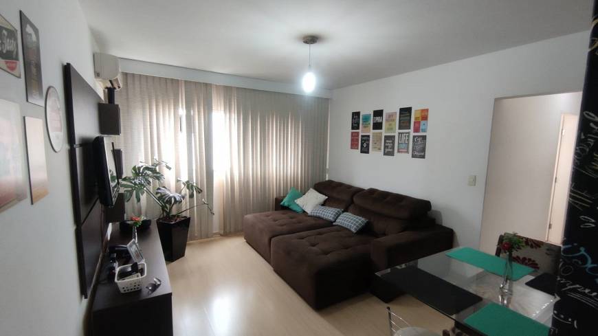 Foto 1 de Apartamento com 3 Quartos à venda, 65m² em Guanabara, Joinville