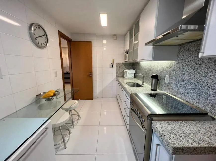Foto 2 de Apartamento com 3 Quartos à venda, 108m² em Jardim Camburi, Vitória