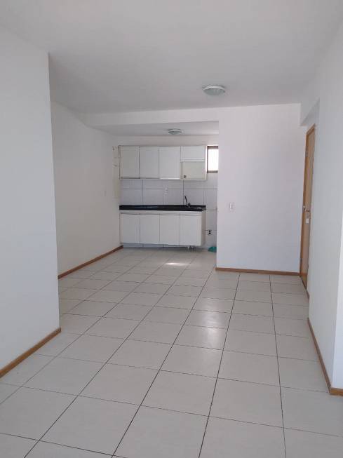 Foto 5 de Apartamento com 3 Quartos para alugar, 69m² em Rosarinho, Recife