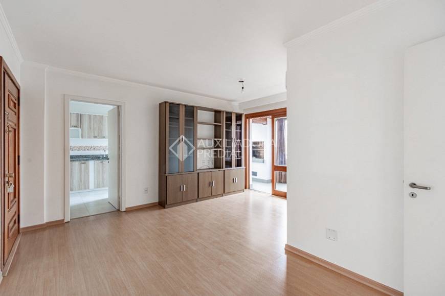 Foto 3 de Apartamento com 3 Quartos à venda, 94m² em Santana, Porto Alegre