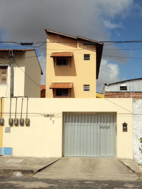 Foto 2 de Apartamento com 3 Quartos para alugar, 73m² em Vila União, Fortaleza