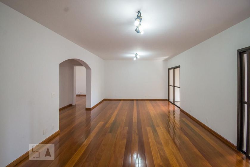 Foto 4 de Apartamento com 4 Quartos para alugar, 280m² em Cambuí, Campinas