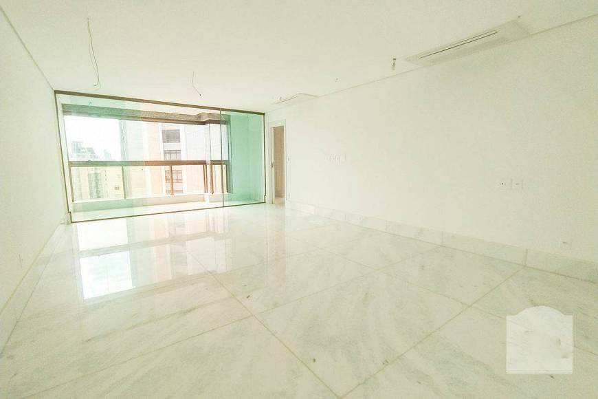 Foto 2 de Apartamento com 4 Quartos à venda, 144m² em Carmo, Belo Horizonte