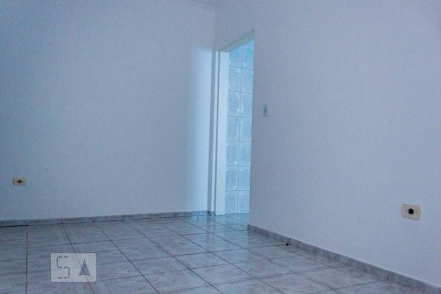 Foto 1 de Casa com 2 Quartos para alugar, 80m² em Vila Gustavo, São Paulo