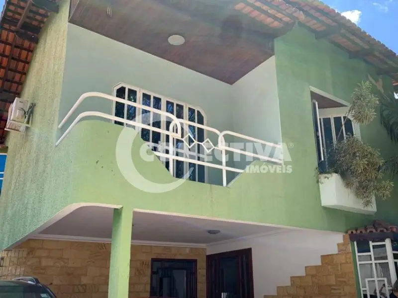 Foto 1 de Casa com 4 Quartos para alugar, 239m² em Vila Rezende, Goiânia