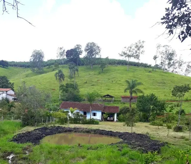 Foto 1 de Chácara com 2 Quartos à venda, 7000m² em Zona Rural, Cabreúva