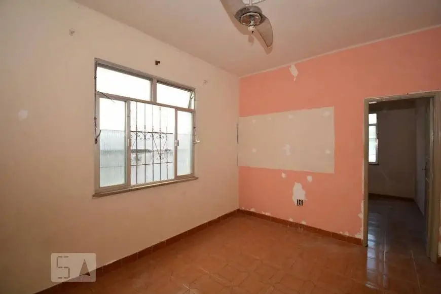 Foto 2 de Apartamento com 1 Quarto para alugar, 50m² em Del Castilho, Rio de Janeiro
