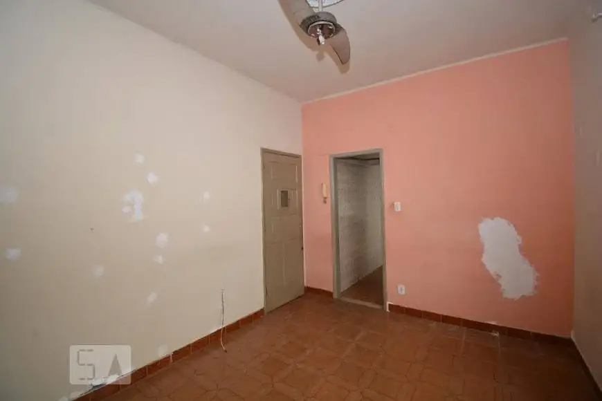 Foto 3 de Apartamento com 1 Quarto para alugar, 50m² em Del Castilho, Rio de Janeiro