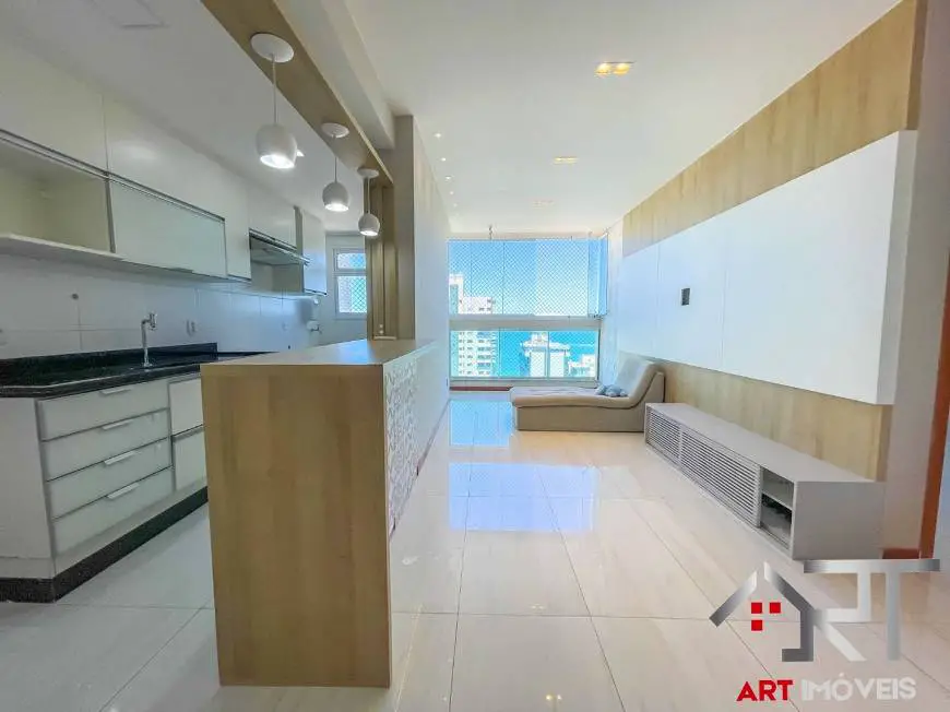 Foto 1 de Apartamento com 2 Quartos à venda, 65m² em Itapuã, Vila Velha