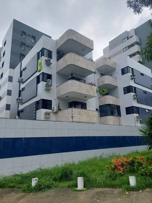Foto 1 de Apartamento com 2 Quartos à venda, 76m² em Jatiúca, Maceió