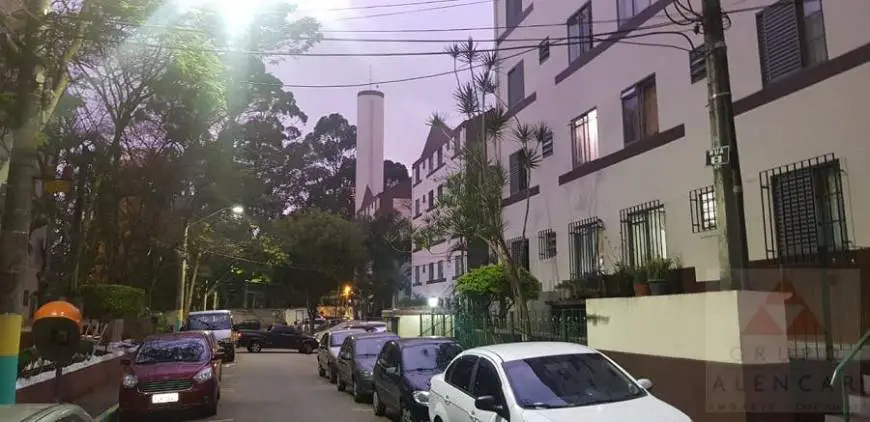 Foto 3 de Apartamento com 2 Quartos à venda, 56m² em Taipas, São Paulo