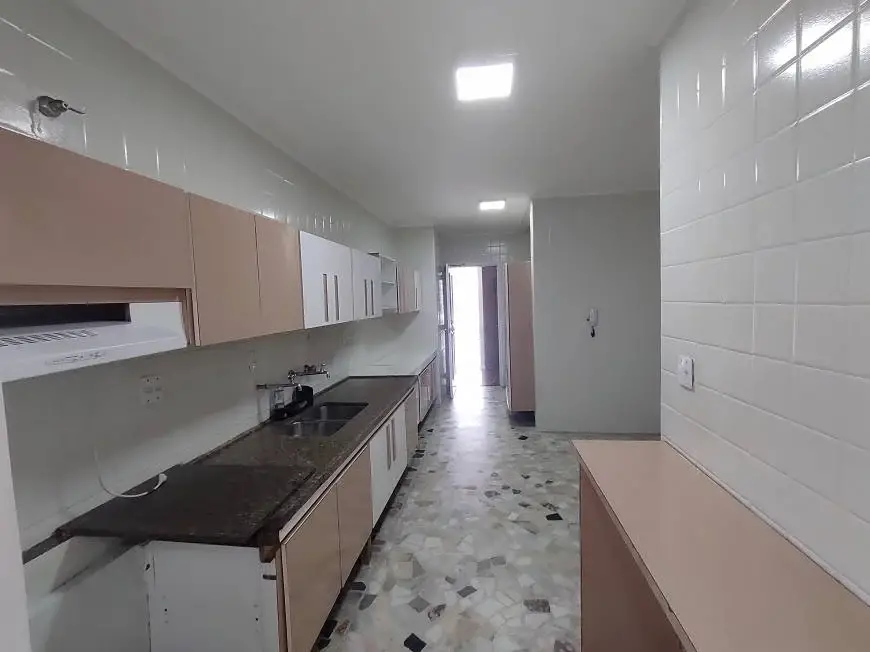 Foto 1 de Apartamento com 3 Quartos para alugar, 155m² em Bela Vista, São Paulo