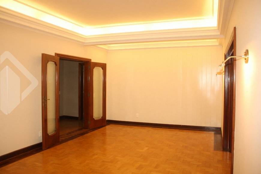 Foto 1 de Apartamento com 3 Quartos à venda, 220m² em Independência, Porto Alegre