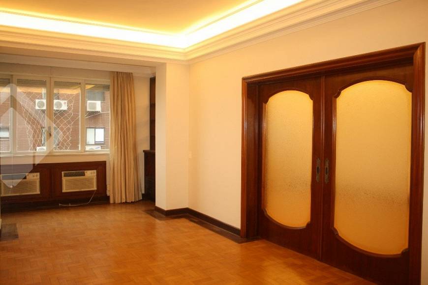 Foto 3 de Apartamento com 3 Quartos à venda, 220m² em Independência, Porto Alegre