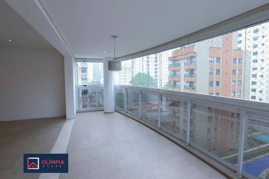 Foto 2 de Apartamento com 3 Quartos para alugar, 167m² em Vila Nova Conceição, São Paulo