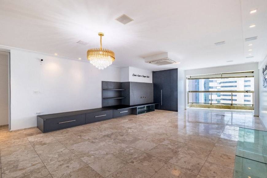 Foto 1 de Apartamento com 4 Quartos à venda, 167m² em Boa Viagem, Recife