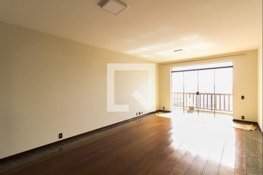 Foto 1 de Apartamento com 4 Quartos para alugar, 200m² em Centro, Sorocaba