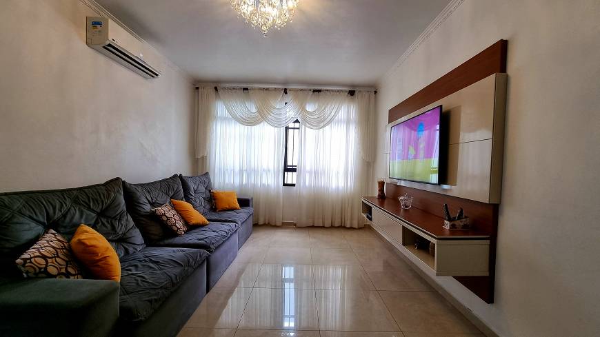 Foto 2 de Apartamento com 4 Quartos à venda, 135m² em Embaré, Santos