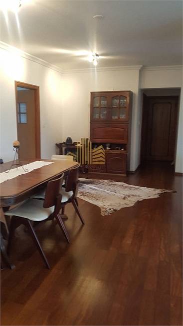 Foto 4 de Apartamento com 4 Quartos à venda, 205m² em Itaim Bibi, São Paulo