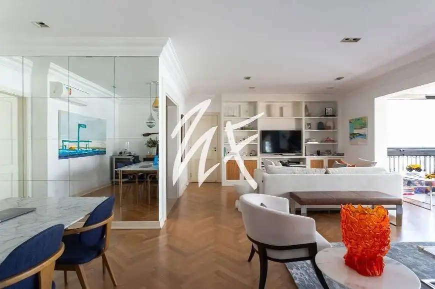 Foto 1 de Apartamento com 4 Quartos à venda, 208m² em Itaim Bibi, São Paulo