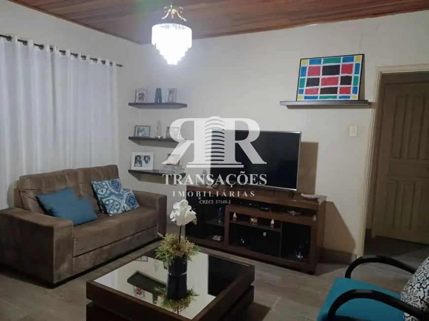 Foto 1 de Casa com 2 Quartos à venda, 200m² em Vila Cardia, Bauru
