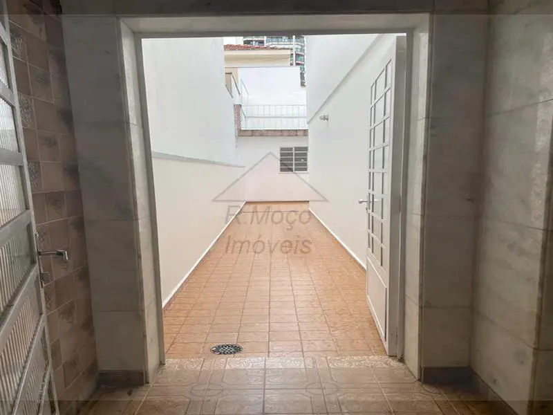 Foto 4 de Casa com 2 Quartos para alugar, 150m² em Vila Gomes Cardim, São Paulo