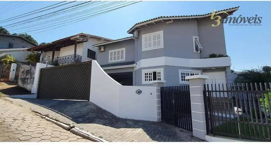Foto 1 de Casa com 3 Quartos à venda, 285m² em Fazenda, Itajaí