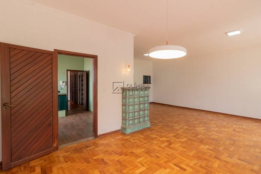 Foto 1 de Casa com 3 Quartos para alugar, 271m² em Granja Julieta, São Paulo