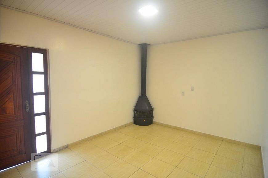 Foto 1 de Casa com 3 Quartos para alugar, 180m² em Mathias Velho, Canoas