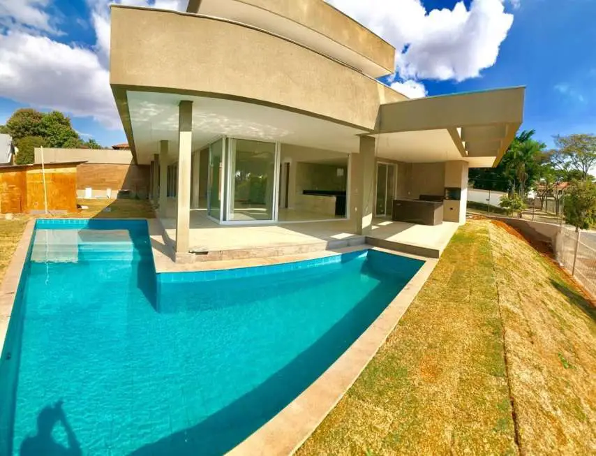 Foto 1 de Casa com 4 Quartos à venda, 500m² em Bandeirantes, Belo Horizonte