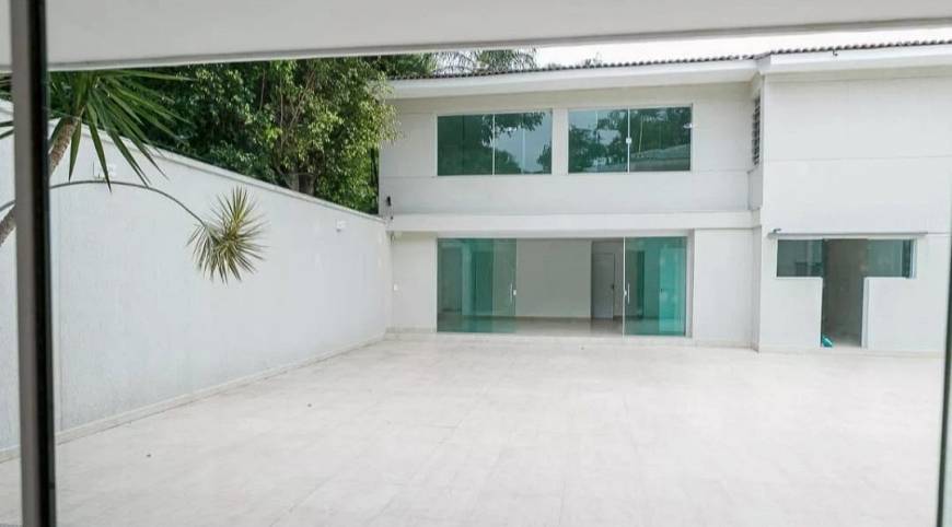Foto 3 de Casa com 4 Quartos à venda, 711m² em Jardim América, São Paulo
