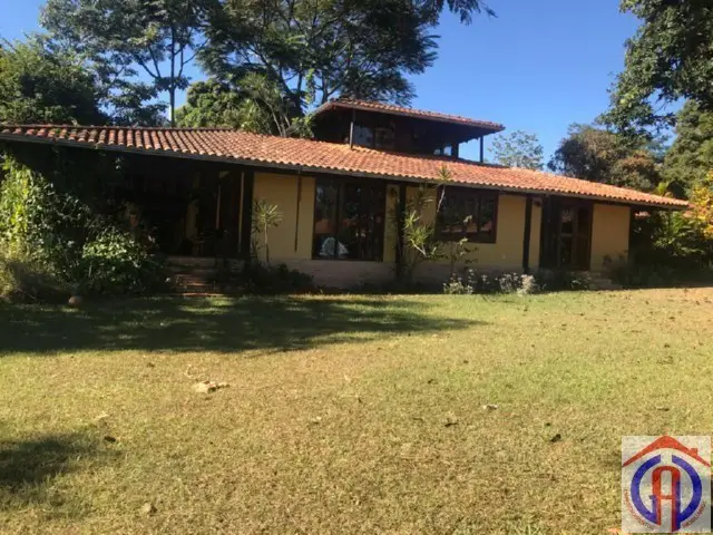 Foto 1 de Casa com 4 Quartos para alugar, 140m² em Park Way , Brasília