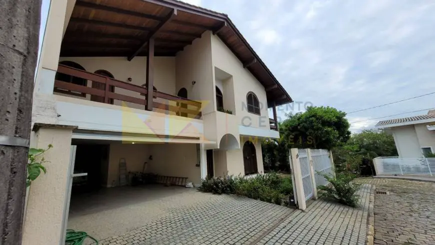 Foto 1 de Casa com 5 Quartos à venda, 300m² em Itoupava Norte, Blumenau