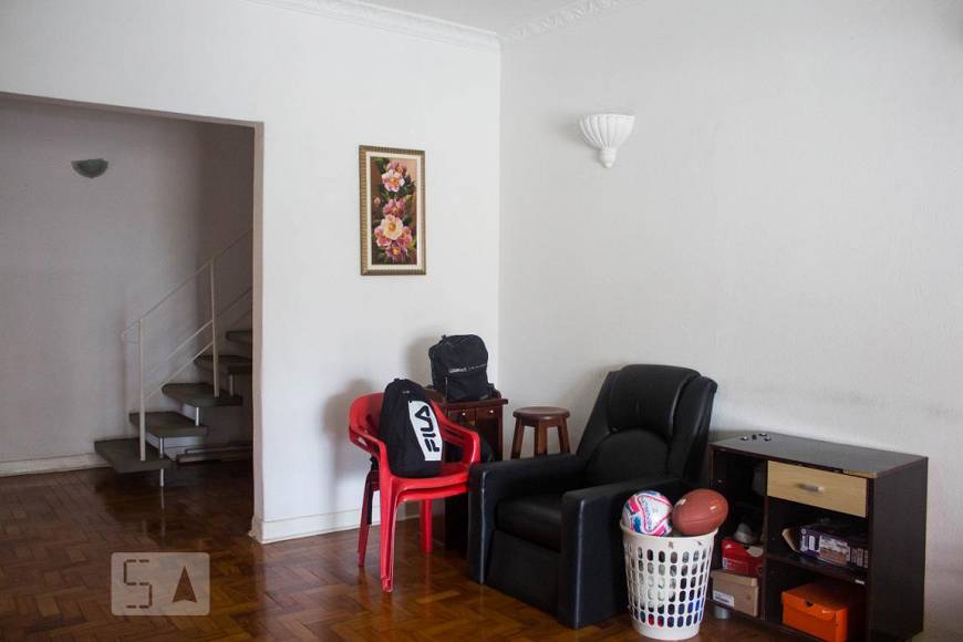 Foto 1 de Casa com 5 Quartos para alugar, 205m² em Jardim Anália Franco, São Paulo