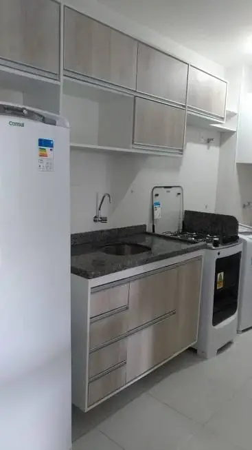 Foto 2 de Apartamento com 1 Quarto para alugar, 52m² em Caminho Das Árvores, Salvador