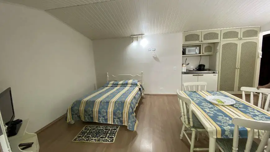 Foto 4 de Apartamento com 1 Quarto à venda, 32m² em Vila Capivari, Campos do Jordão