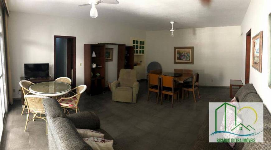 Foto 1 de Apartamento com 3 Quartos à venda, 160m² em Algodoal, Cabo Frio