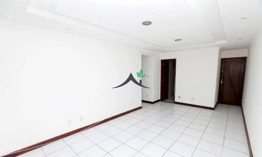 Foto 1 de Apartamento com 3 Quartos para venda ou aluguel, 100m² em Amaralina, Salvador