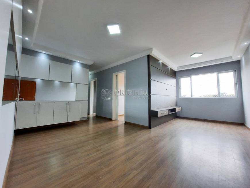 Foto 1 de Apartamento com 3 Quartos para alugar, 69m² em Campo Comprido, Curitiba