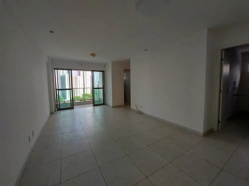Foto 2 de Apartamento com 3 Quartos à venda, 82m² em Casa Forte, Recife