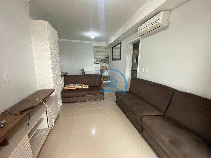 Foto 2 de Apartamento com 3 Quartos à venda, 82m² em Roçado, São José