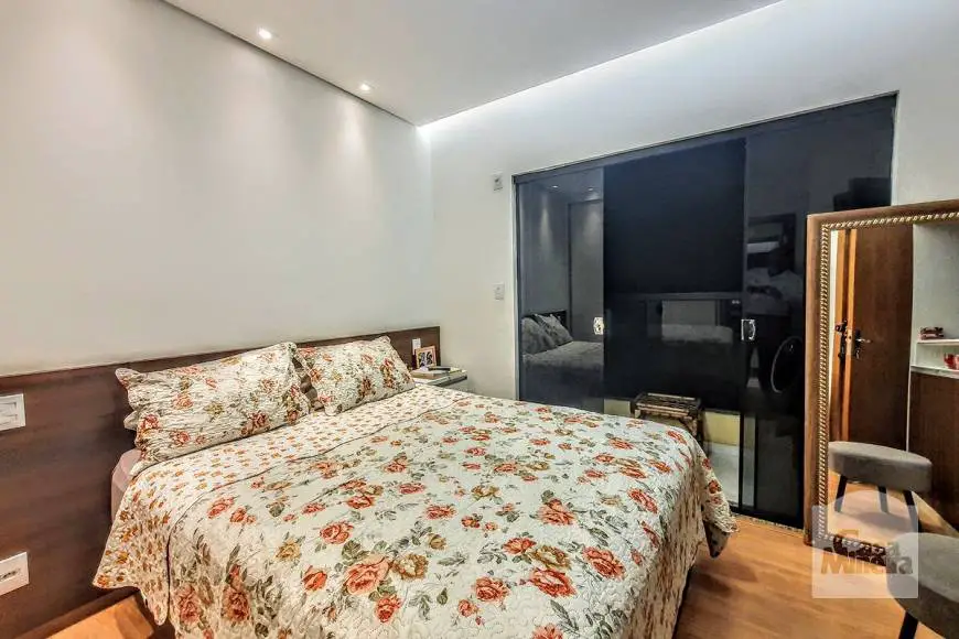 Foto 4 de Apartamento com 3 Quartos à venda, 75m² em Serrano, Belo Horizonte