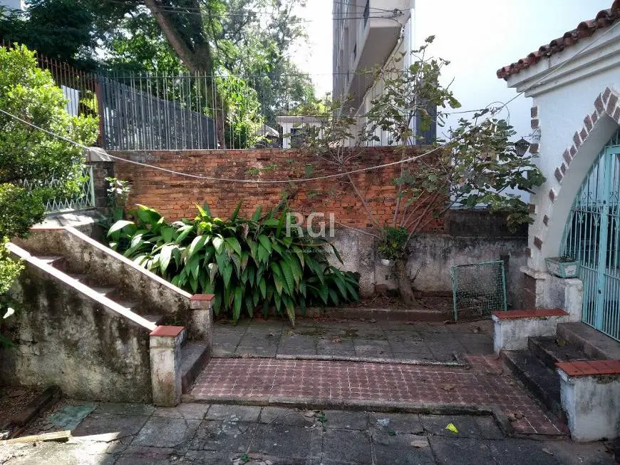 Foto 4 de Casa com 3 Quartos à venda, 792m² em Rio Branco, Porto Alegre