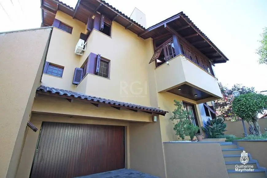 Foto 2 de Casa com 4 Quartos à venda, 275m² em Glória, Porto Alegre